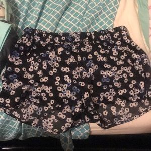 Flowy shorts